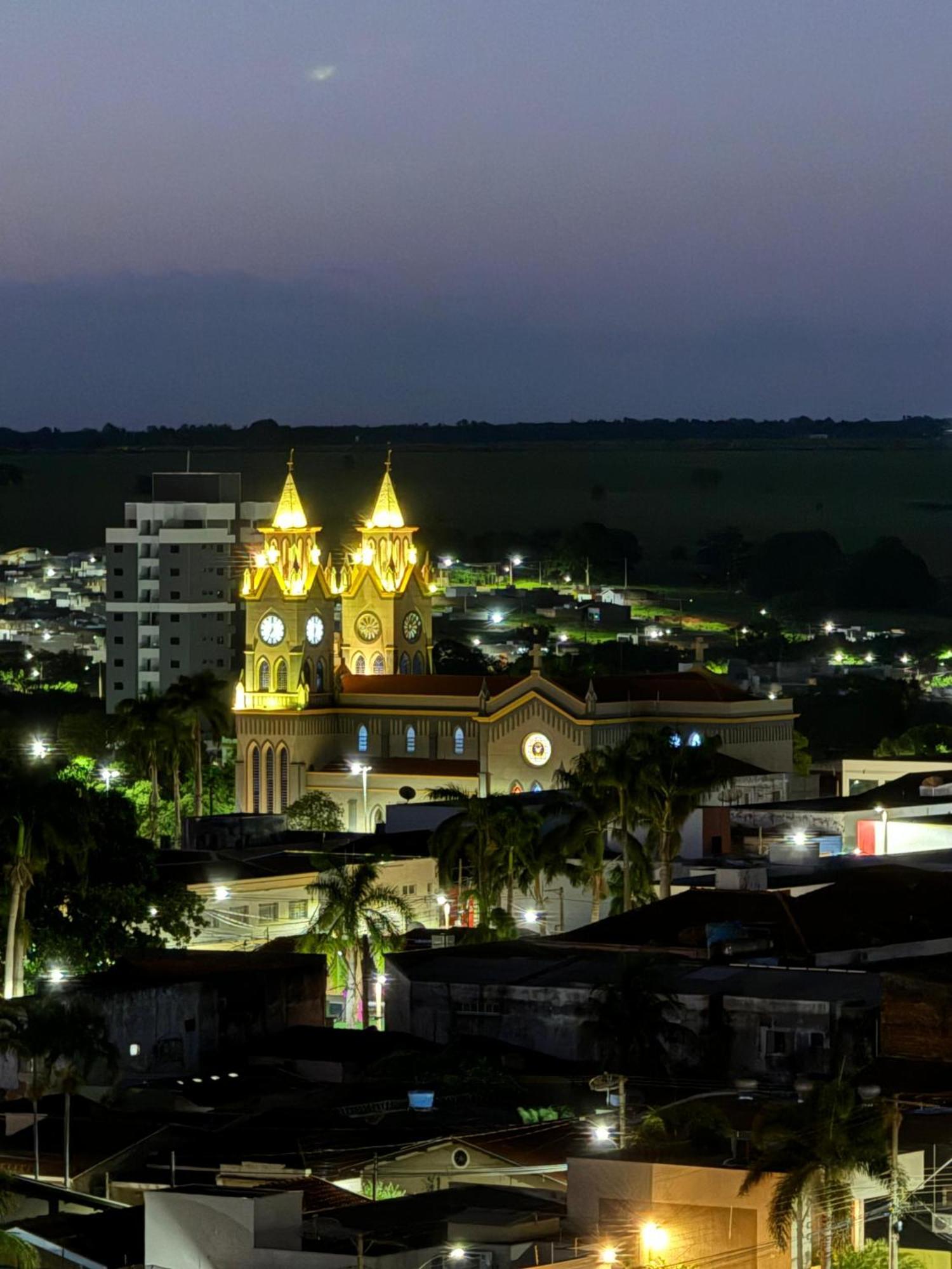 Palace Hotel Tres Poderes Frutal Экстерьер фото